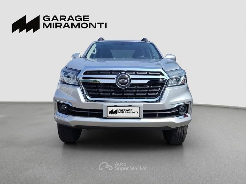 Nuova Cirelli 8 204 CV (150 kW) 2025 Gray Pick-up