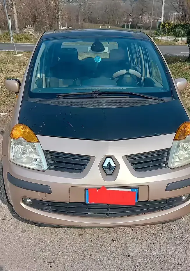 Usata Renault Modus 98 CV (72 kW) 2004 Grigio Monovolume