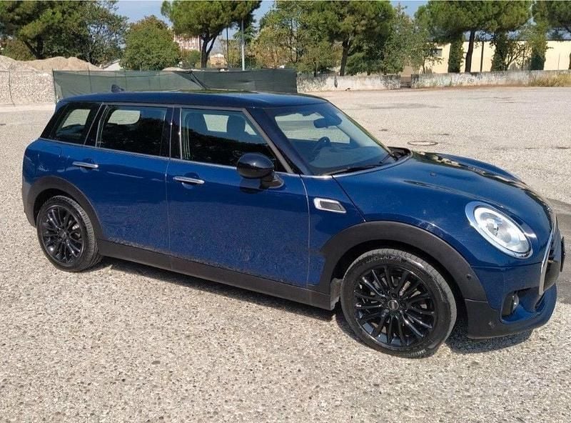 Usata Mini Cooper D Clubman Business 150 CV (110 kW) 2017 Blu Station wagon