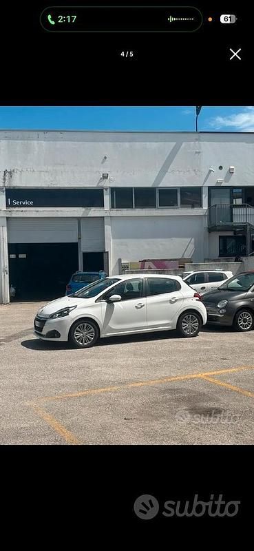 Usata Peugeot 208 2016 Utilitaria