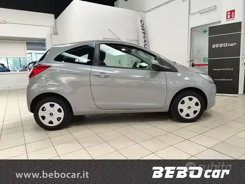Usata Ford Ka 69 CV (50 kW) 2016 Grigio Berlina