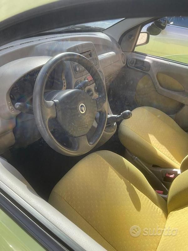 Usata Fiat Panda Dynamic 70 CV (51 kW) 2005 Giallo Utilitaria