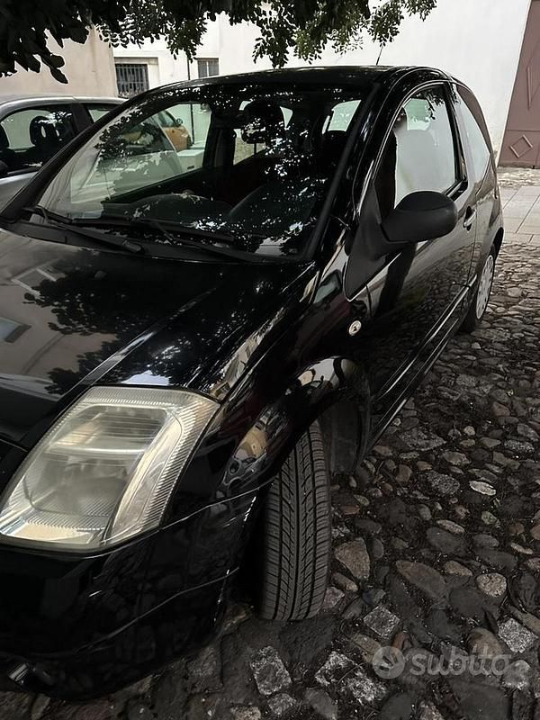 Usata Citroën C2 Elegance 60 CV (44 kW) 2008 Nero Utilitaria