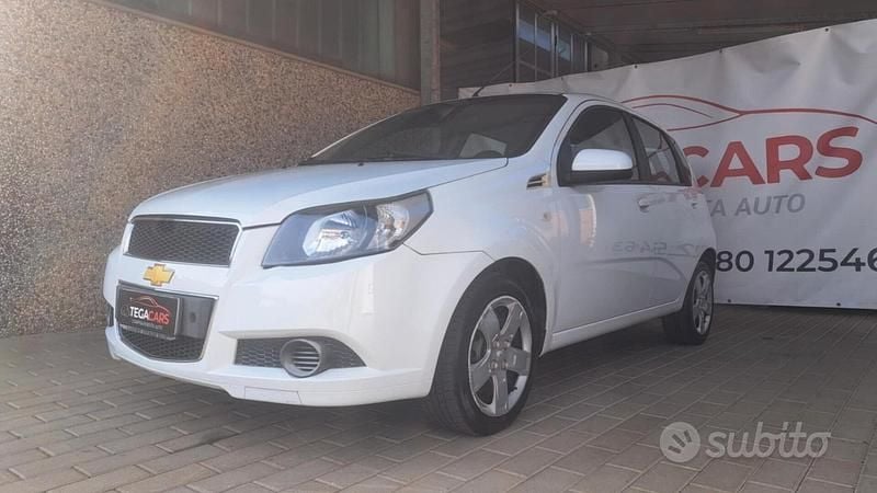 Usata Chevrolet Aveo LS 70 CV (51 kW) 2012 Bianco Berlina