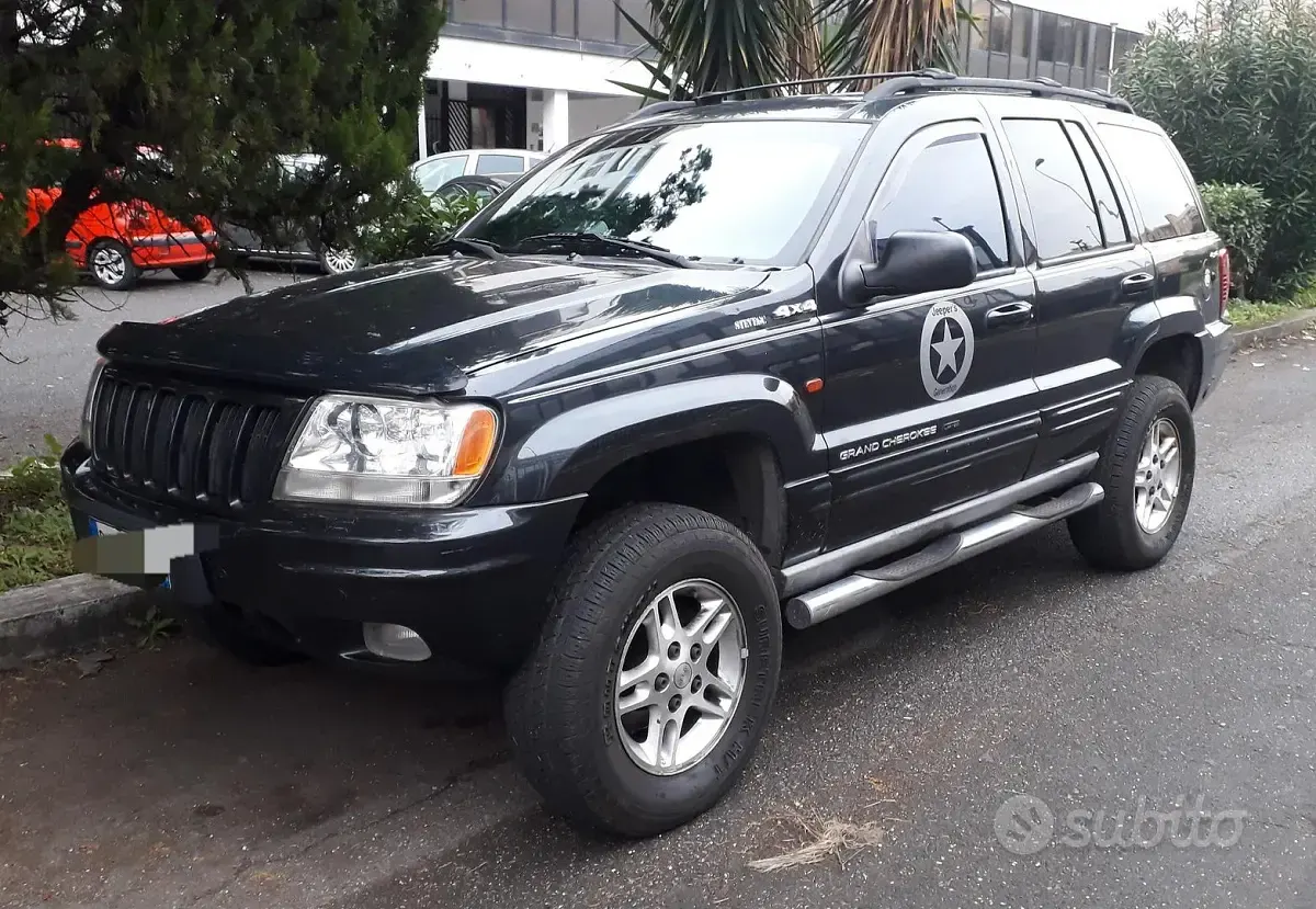 Usata Jeep Grand Cherokee 223 CV (164 kW) 2000 Nero SUV