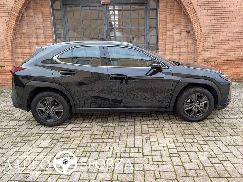 Usata Lexus UX 250h Business Edition 152 CV (111 kW) 2022 Nero SUV