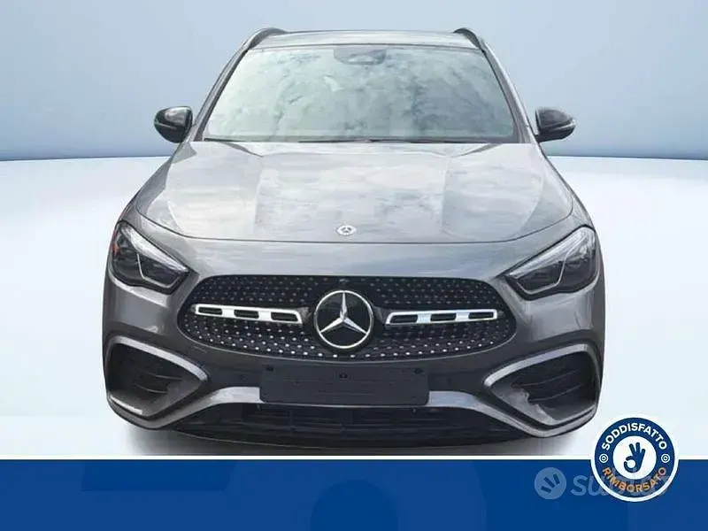 Nuova Mercedes GLA200 AMG line 2026 Grigio SUV