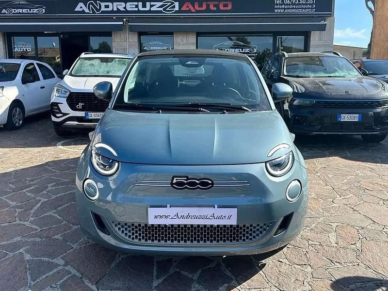 Usata Fiat 500e 42 kW (58 CV) 2021 Grigio Cabrio