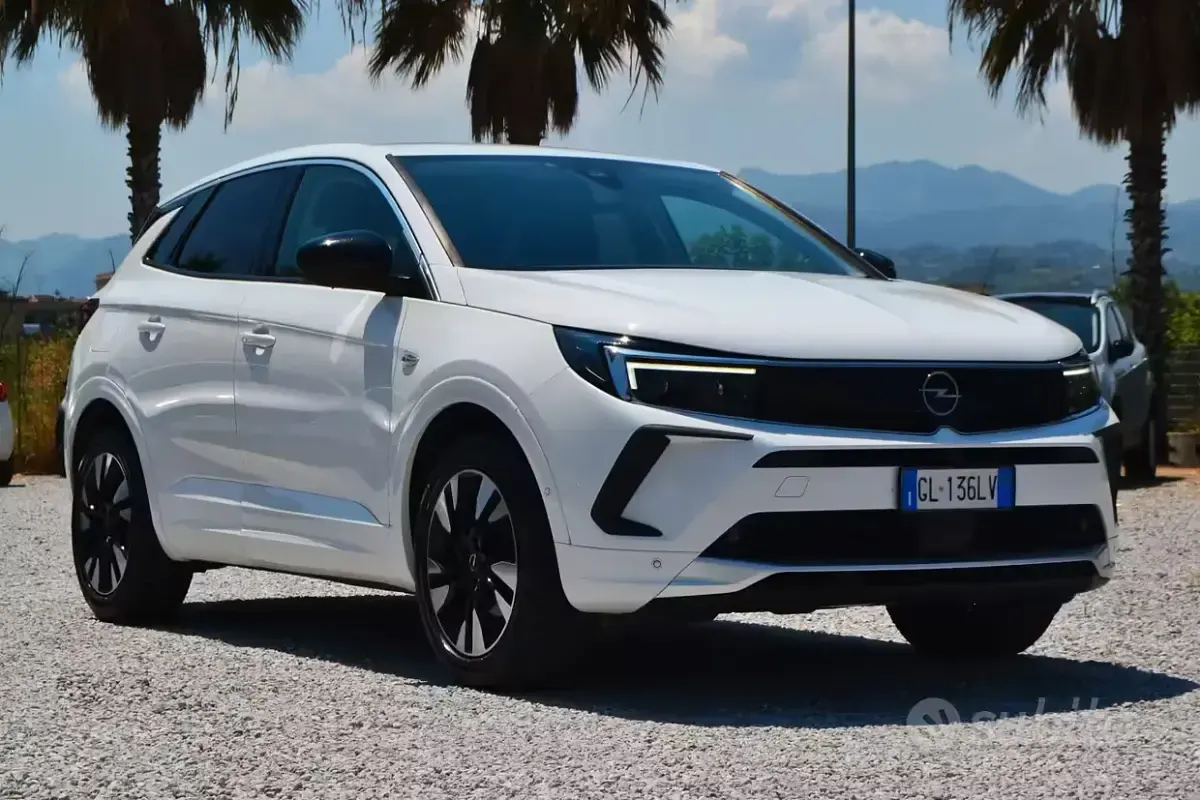 Usata Opel Grandland X Elegance 131 CV (96 kW) 2022 Bianco SUV