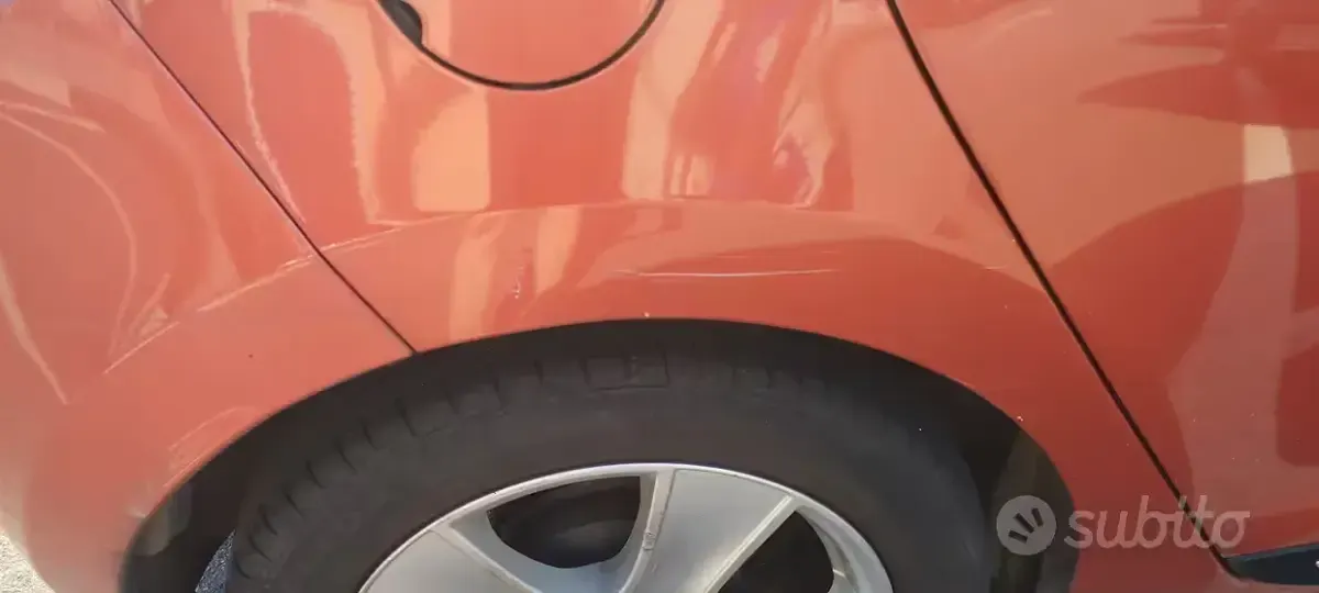 Usata Renault Clio 75 CV (55 kW) 2013 Rosso Utilitaria