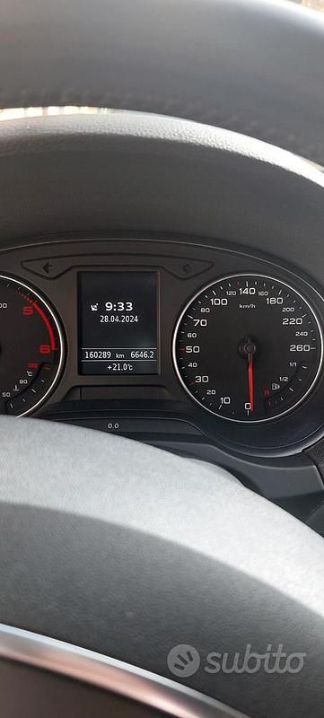 Grigio Usata 2016 Audi A3 Tre volumi | 15.000 € - Immagine 1/4