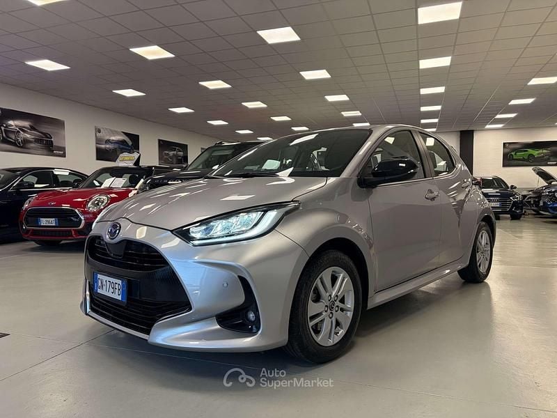 Usata Mazda 2 Comfort 116 CV (85 kW) 2023 Argento Utilitaria