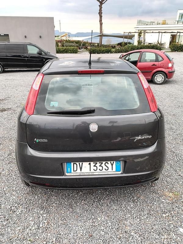 Usata Fiat Grande Punto 77 CV (56 kW) 2009 Utilitaria