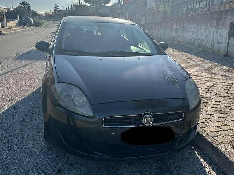 Usata Fiat Bravo Active 120 CV (88 kW) 2007 Grigio Utilitaria