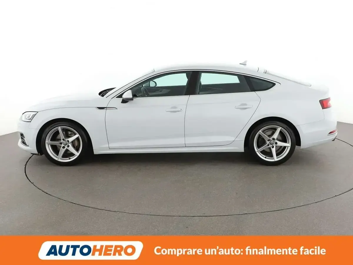 Begagnad Audi A5 Sport 190 HK (139 kW) 2019 Vit Sportkupé