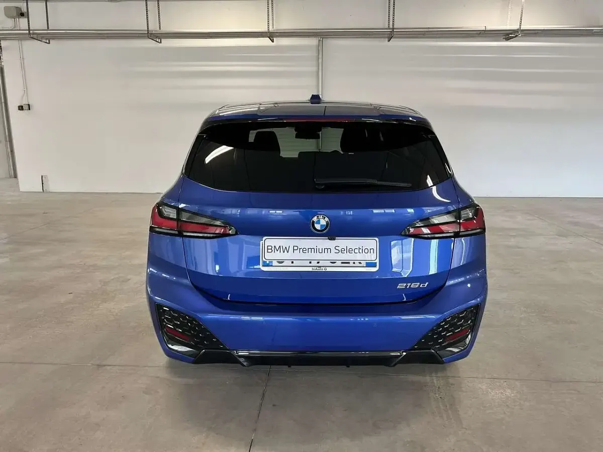 Usata BMW 216 Active Tourer 150 CV (110 kW) 2024 Blu/azzurro Monovolume