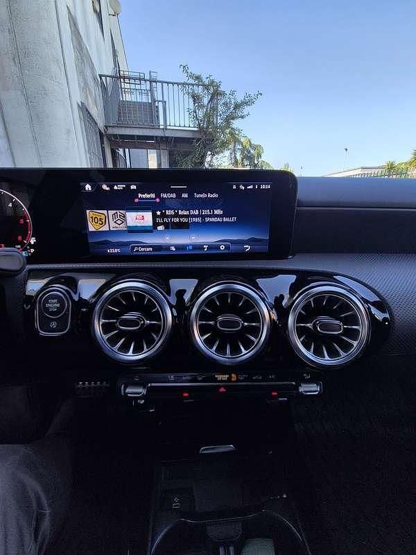 Usata Mercedes 180 AMG Line Premium Plus 116 CV (85 kW) 2024 Berlina