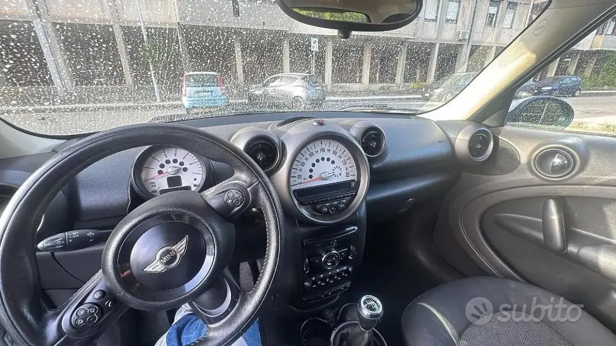 Usata Mini Countryman 111 CV (81 kW) 2012 Bianco SUV