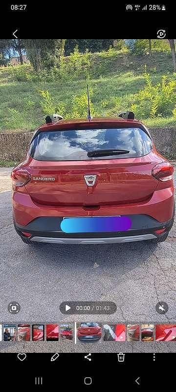 Usata Dacia Sandero Comfort 94 CV (69 kW) 2022 Rosso Utilitaria