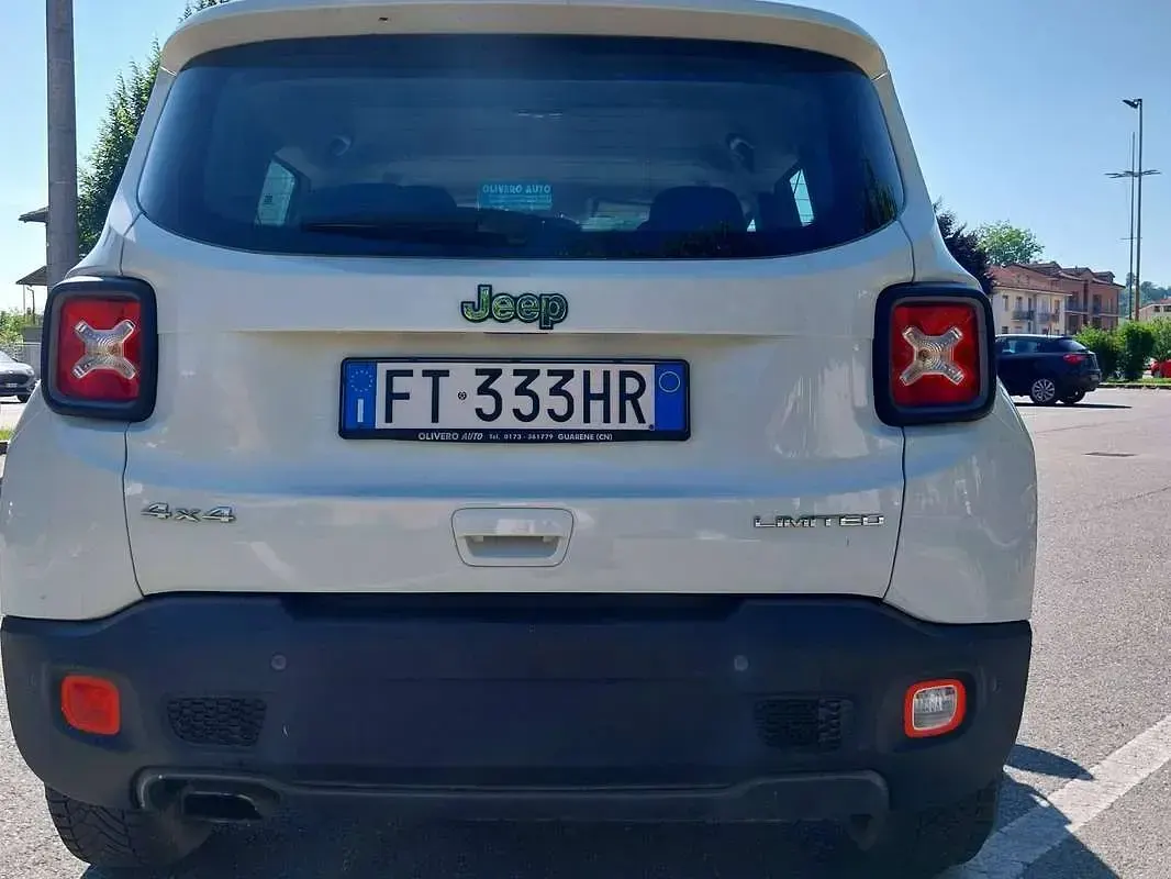Usata Jeep Renegade Limited 140 CV (102 kW) 2018 Bianco SUV