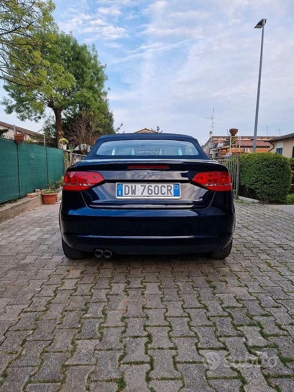 Usata Audi A3 Cabriolet Attraction 140 CV (102 kW) 2009 Blu Cabrio