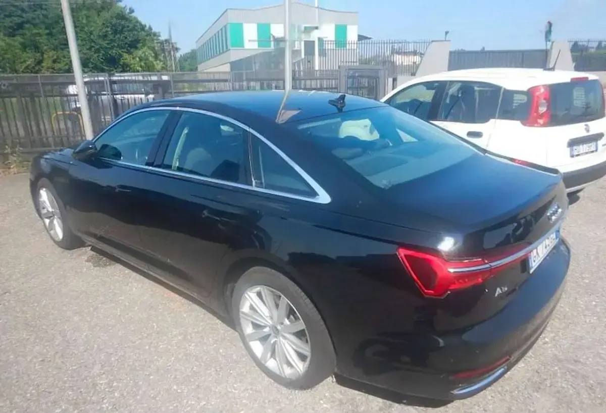 Usata Audi A6 Sport 204 CV (150 kW) 2022 Nero Berlina