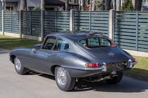 Usata Jaguar E-Type 269 CV (197 kW) 1966 Grigio Coupé