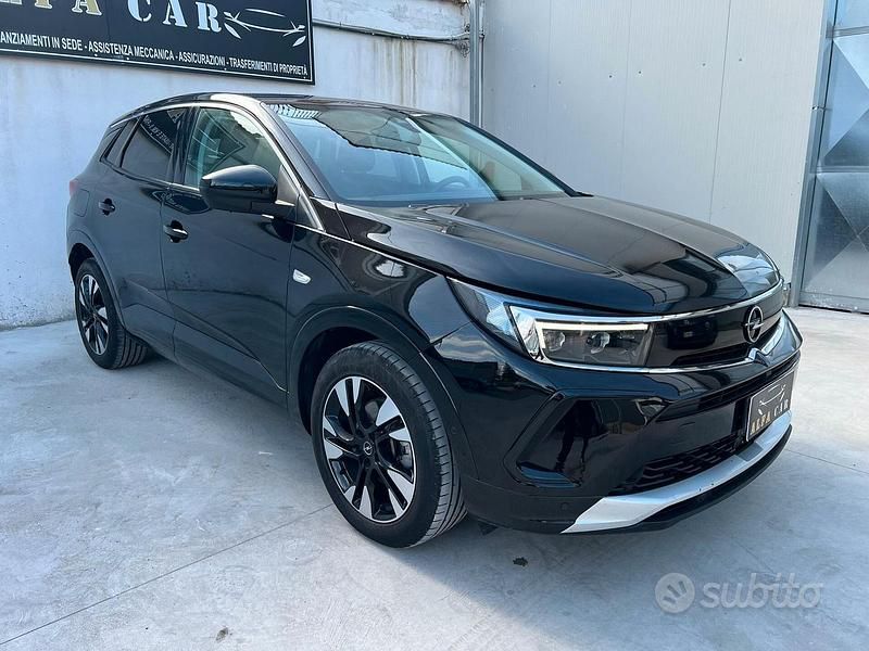 Usata Opel Grandland X 131 CV (96 kW) 2023 Nero SUV