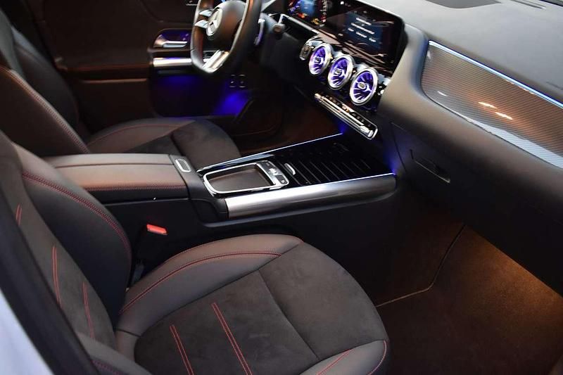 Usata Mercedes B250e AMG line 218 CV (160 kW) 2024 Bianco digitale perlato Monovolume