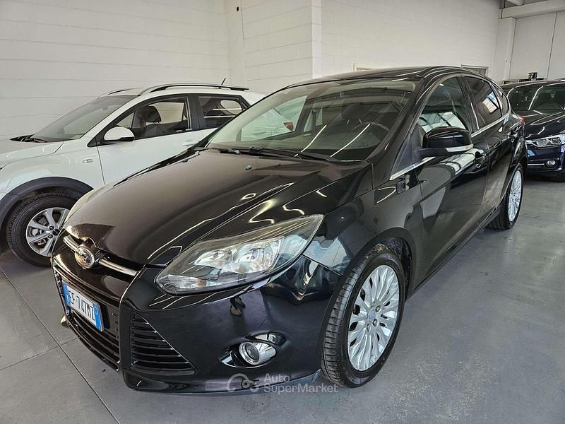 Usata Ford Focus Titanium 125 CV (91 kW) 2011 Nero Berlina