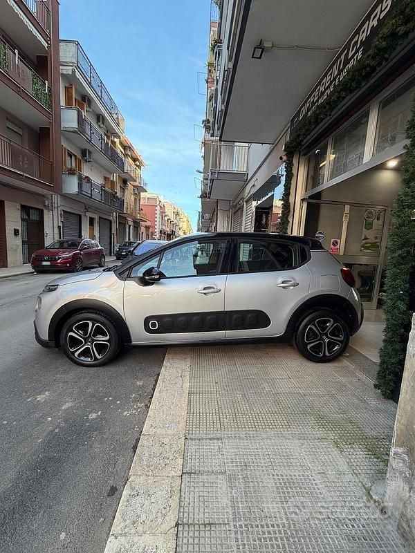 Usata Citroën C3 Shine 75 CV (55 kW) 2017 Grigio Berlina