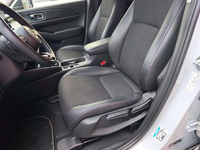 Begagnad Honda HR-V Advance 107 HK (78 kW) 2023 Silver SUV