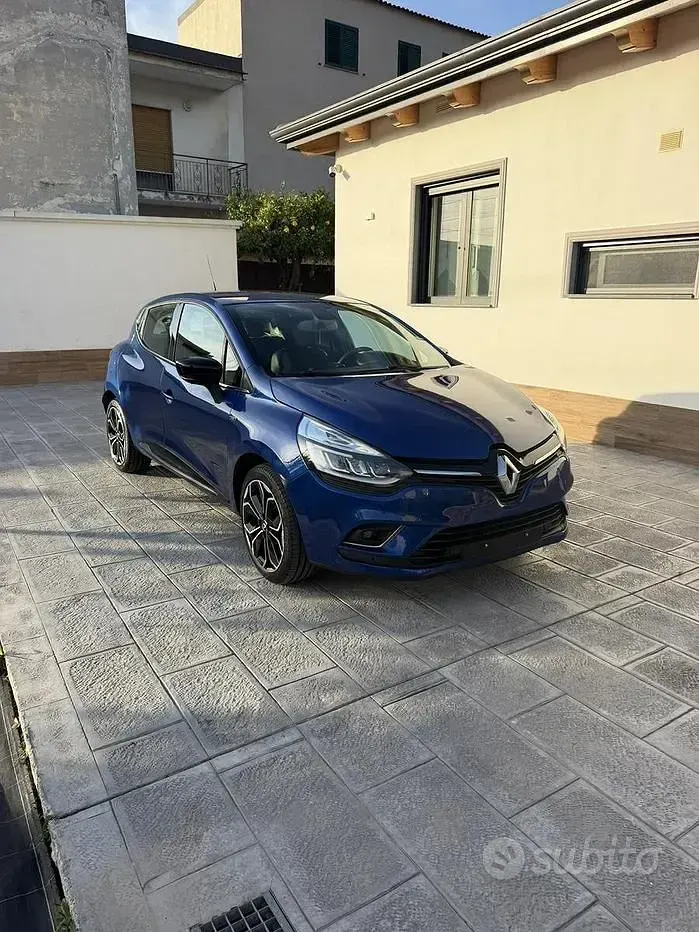 Usata Renault Clio IV 90 CV (66 kW) 2018 Blu Utilitaria