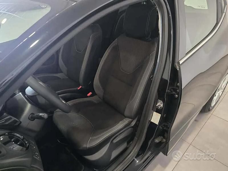 Usata Renault Clio IV 75 CV (55 kW) 2016 Nero Berlina