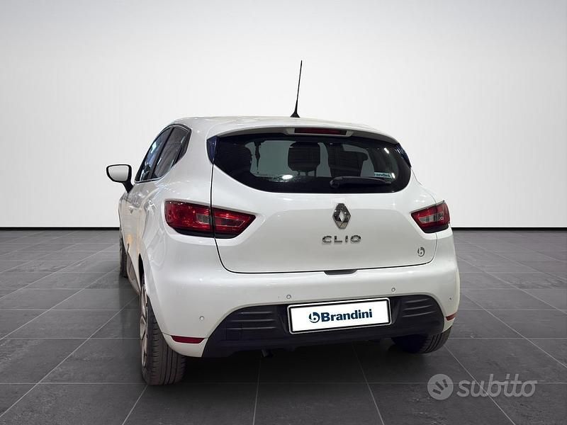 Usata Renault Clio IV Zen 75 CV (55 kW) 2018 Bianco Berlina