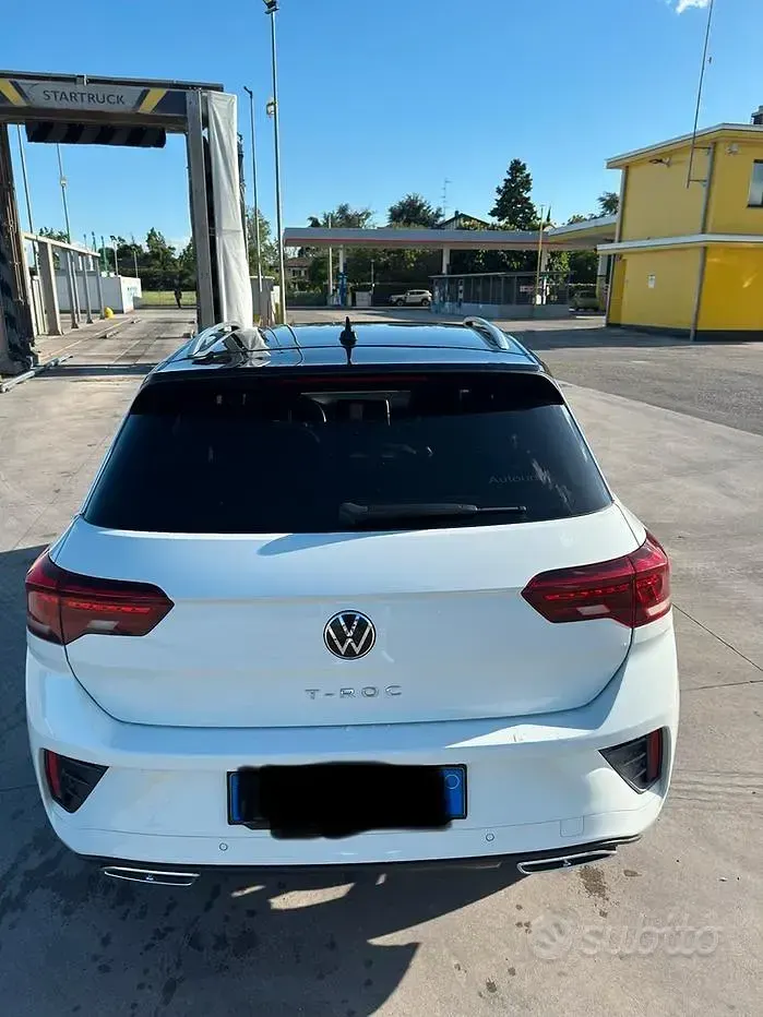Usata VW T-Roc R-line 110 CV (80 kW) 2022 Bianco SUV