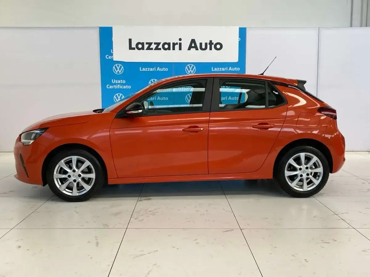Usata Opel Corsa Edition 102 CV (75 kW) 2023 Arancione Utilitaria