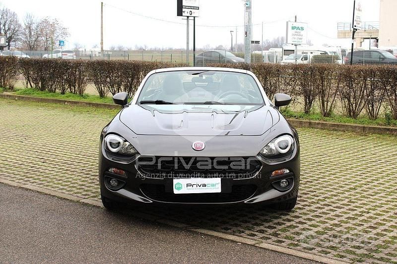 Usata Fiat 124 Spider Lusso 140 CV (102 kW) 2017 Grigio Cabrio