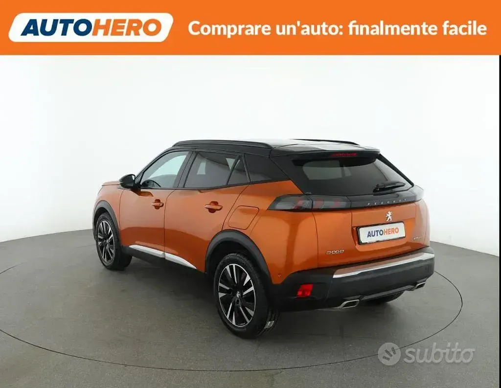 Używany Peugeot 2008 GT-line 131 KM (96 kW) 2019 Pomarańczowy SUV