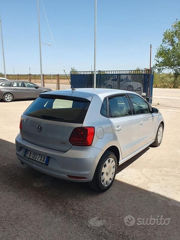 Usata VW Polo Comfortline 90 CV (66 kW) 2015 Bianco Berlina