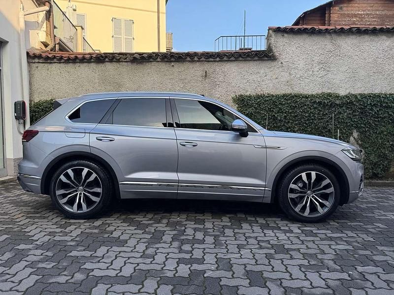 Usata VW Touareg Advance 286 CV (210 kW) 2020 Argento SUV