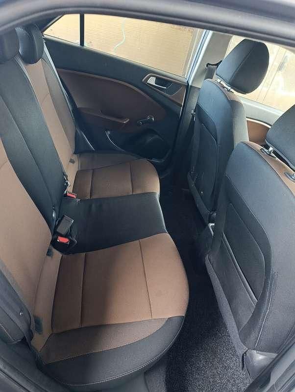 Usata Hyundai i20 Active 75 CV (55 kW) 2015 Utilitaria