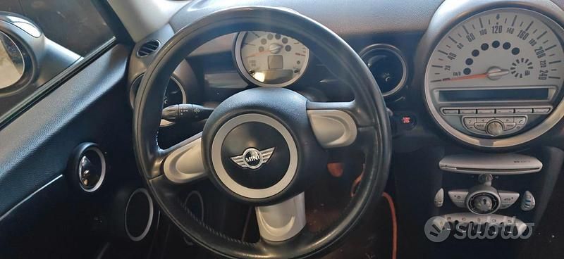 Usata Mini Cooper Chili 120 CV (88 kW) 2007 Nero Utilitaria