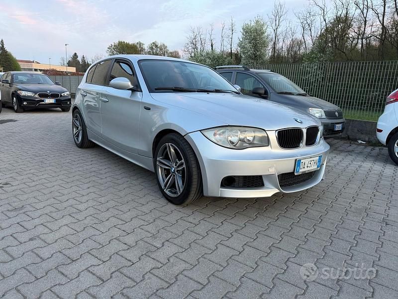 Usata BMW 118 122 CV (89 kW) 2006 Grigio Utilitaria