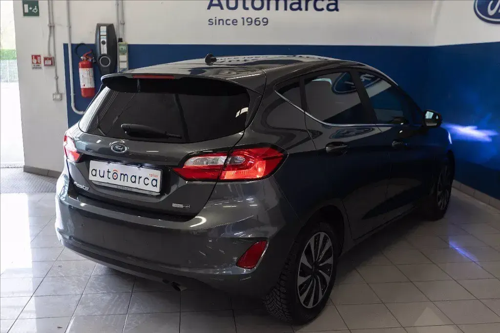 Usata Ford Fiesta Titanium 125 CV (91 kW) 2023 Grigio Utilitaria