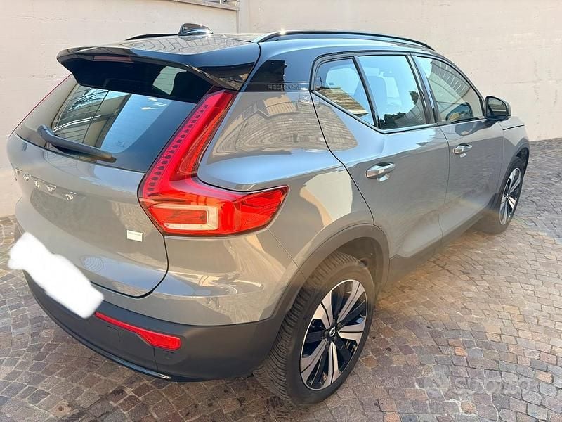 Usata Volvo XC40 175 kW (238 CV) 2023 Blu/azzurro SUV