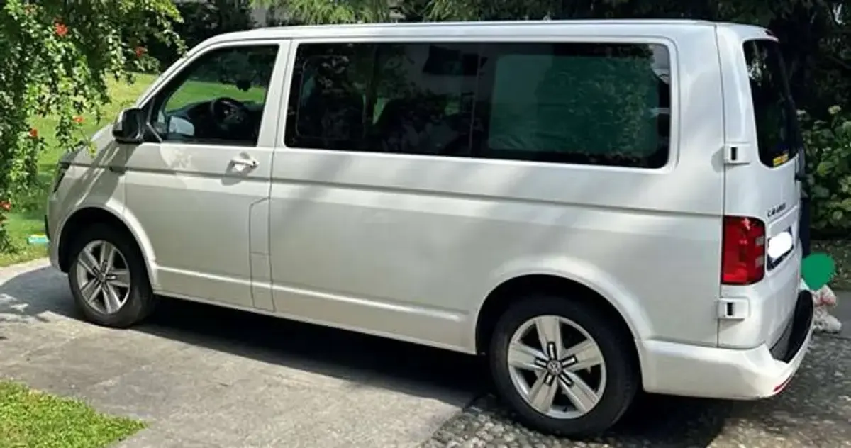 Usata VW Caravelle 150 CV (110 kW) 2016 Bianco Furgone