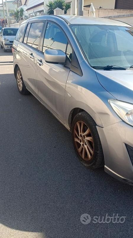 Usata Mazda 5 Dynamic 116 CV (85 kW) 2011 Grigio Monovolume