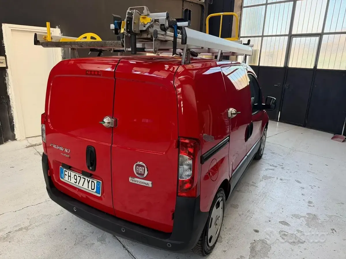 Usata Fiat Fiorino 95 CV (69 kW) 2017 Rosso Monovolume