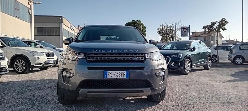 Grigio Usata 2019 Land Rover Discovery Sport SUV | 21.600 € (Cara) - Immagine 1/4